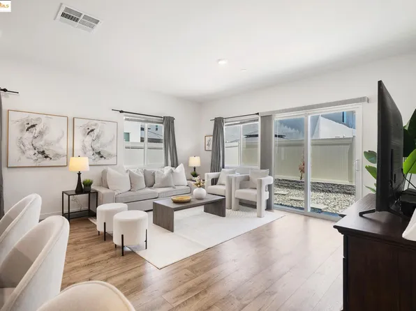 8831 Nobleboro Way, Elk Grove, CA 95758