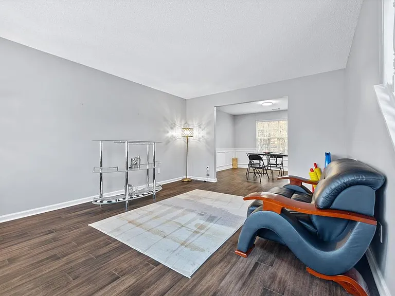 6876 Foxfire Pl — Photo 4