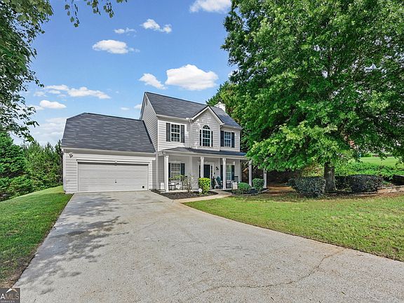 2nd image of 215 Forrest Ln