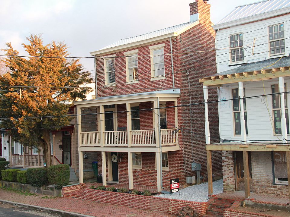 1st image of 2115 M St
