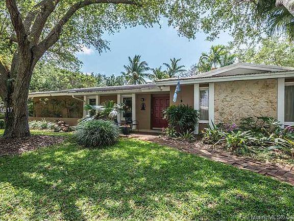 4th image of 7600 SW 165th Ter