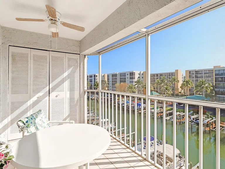 4511 Bay Beach Ln #315 — Photo 14