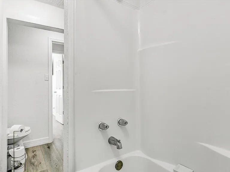 185 Weiss Bluff Rd — Photo 15