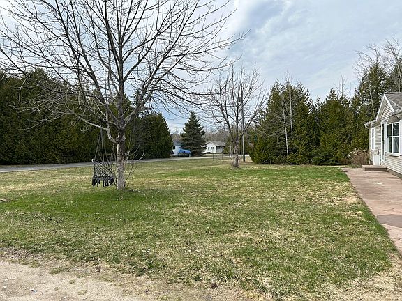 3rd image of 115 Sorrels Dr