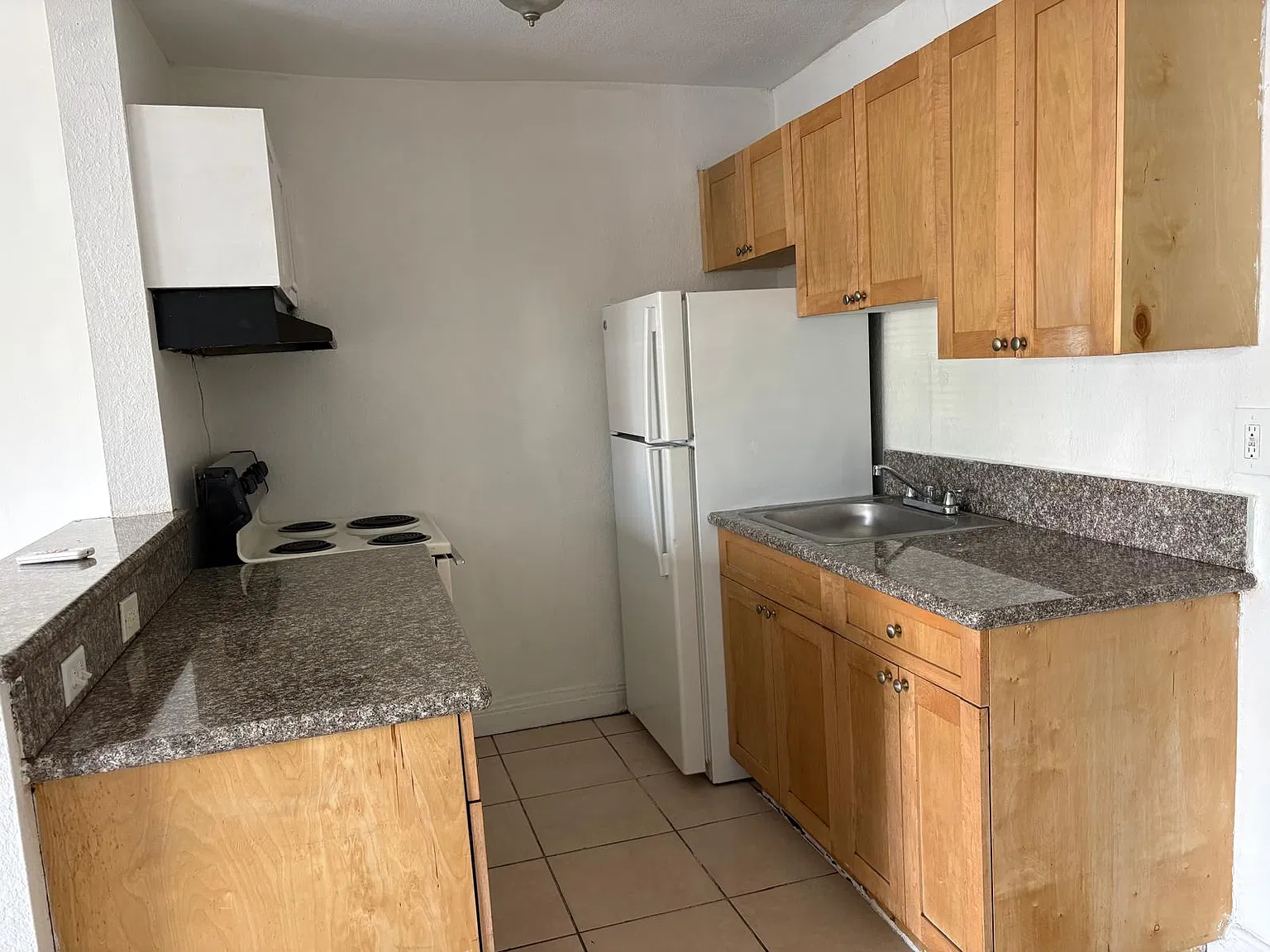 1 bed, 600 sqft, $1,500 — Photo 3