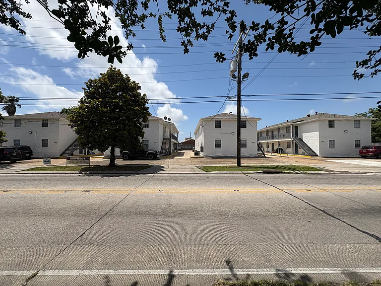 5944 Tchoupitoulas St #F — Photo 2