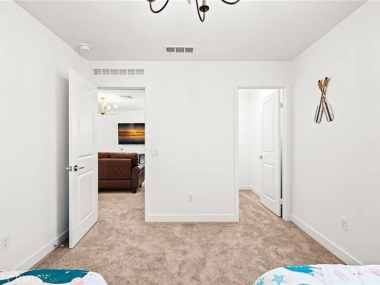 2634 Hannah Creek Ln — Photo 29