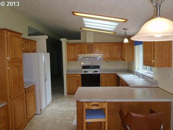 3rd image of 50810 E Cherryville Dr