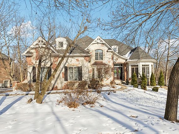 3rd image of 691 Reserve Ct