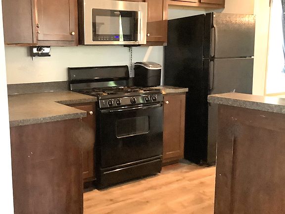 3rd image of 3561 Millrace St SE #65