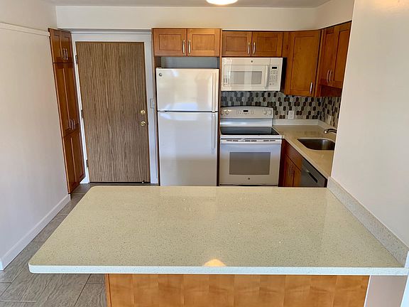 4th image of 2158 Main St APT 605