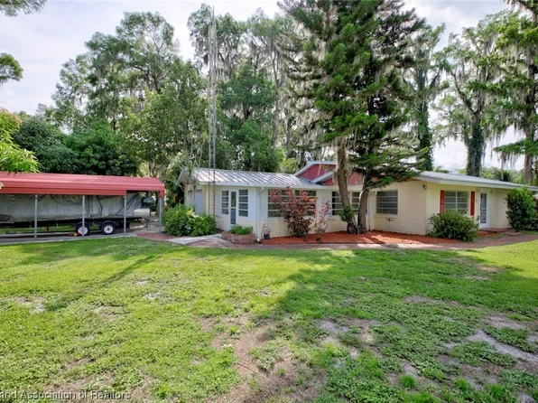 1402 Tall Cypress Dr, Lorida, FL 33857