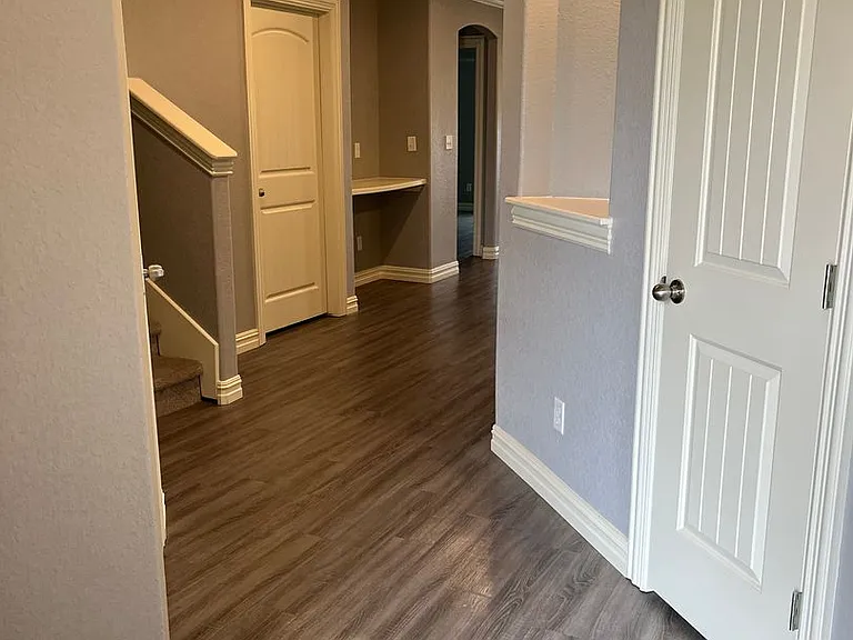 9006 Chanel Pl — Photo 12