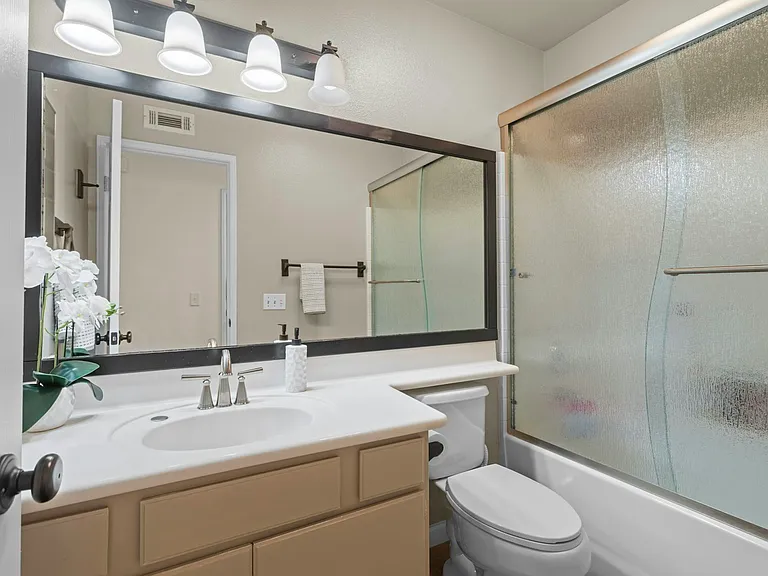 31500 Britton Cir — Photo 20