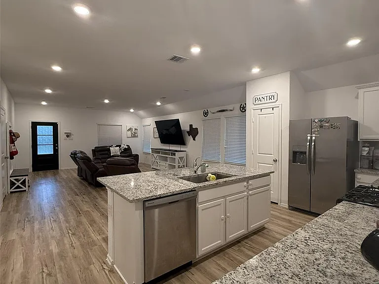 5323 Winding Stream Dr — Photo 6