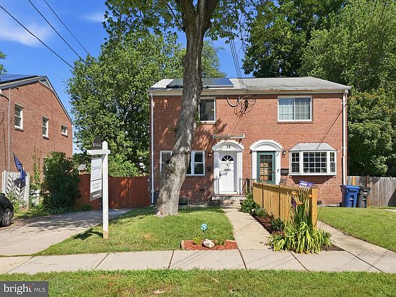 2nd image of 31 Garden Dr