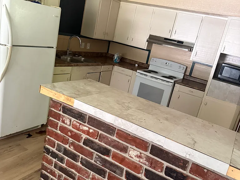 5323 Washington Ave — Photo 9