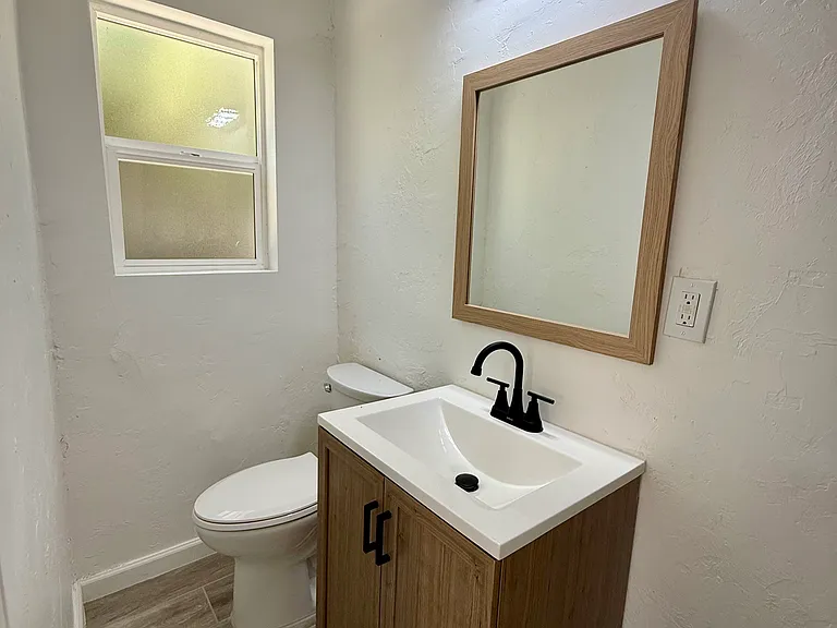 2614 N Balboa Ave #3 — Photo 19