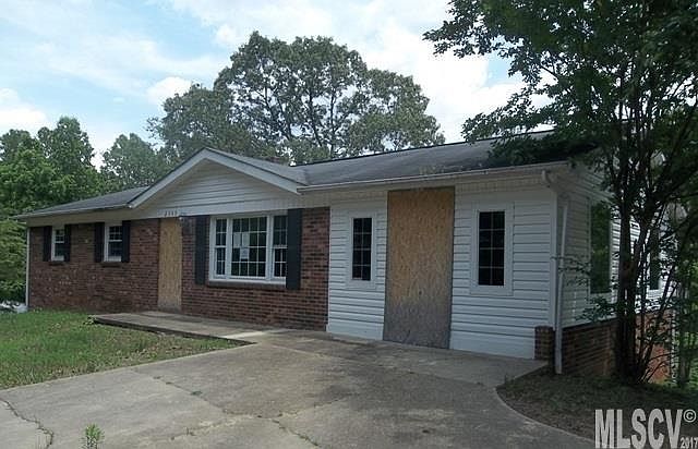 1st image of 2745 Haas Ln