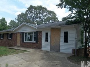 2745 Haas Ln, Lenoir, NC 28645