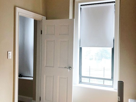 5th image of 377 Vernon Ave #2F