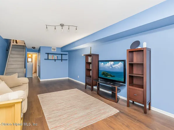 62 Lyceum Court image 11 of 14