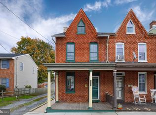 111 S 8th St, Columbia, PA 17512