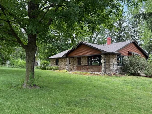 6024 West State Road 11, Janesville, WI 53548