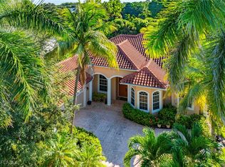 2136 Harlans Run, Naples, FL 34105