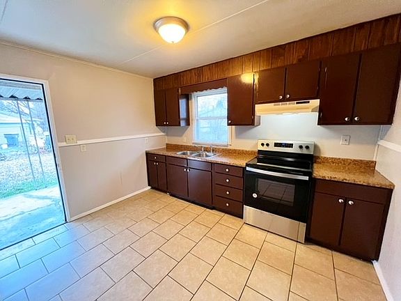 3018EagledaleKitchen_12062022