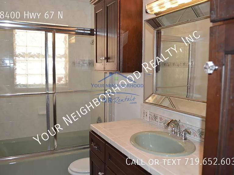 28400 N Highway 67 — Photo 11