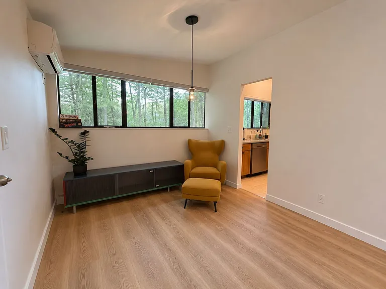 5 Gould Rd — Photo 7