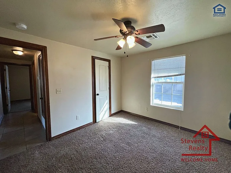 1604 NW Lindy Ave — Photo 21