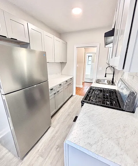 162 Park Ave — Photo 13
