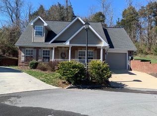 80 Hiddenbrook Ln, Gray, TN 37615