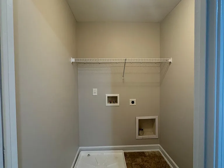 203 Ashton Ct — Photo 28