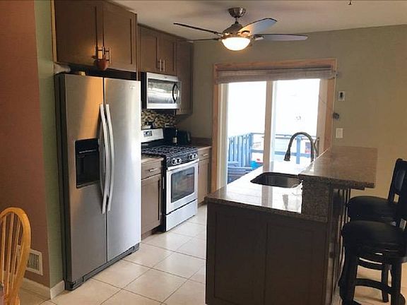 3rd image of 103 Stanley Ave