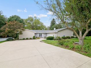 17 Oxford Pl, Bourbonnais, IL 60914