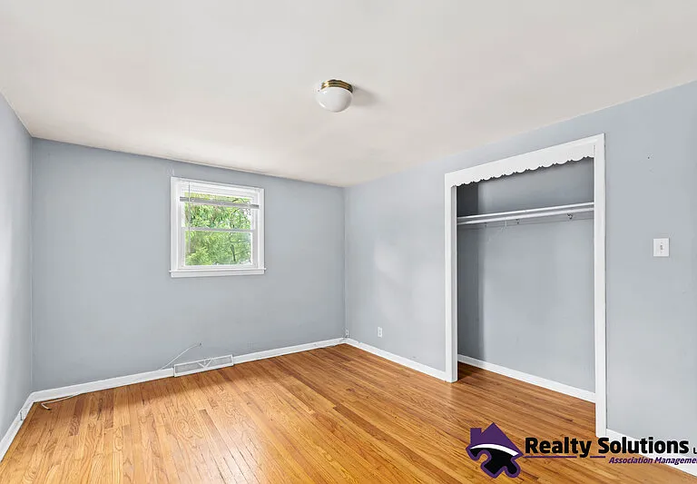 706 Heston Rd — Photo 12