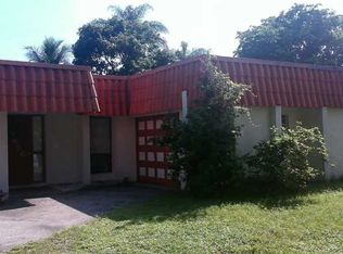 10456 SW 52nd St, Cooper City, FL 33328