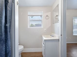 2118 College St #0, Cedar Falls, IA 50613