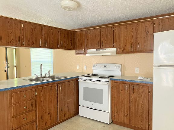 5th image of 69 Cedar Hill Ests #C-20