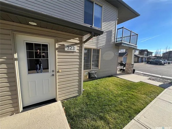 UNIT 323-700 Battleford TRAIL, Swift Current, SK S9H 4V9