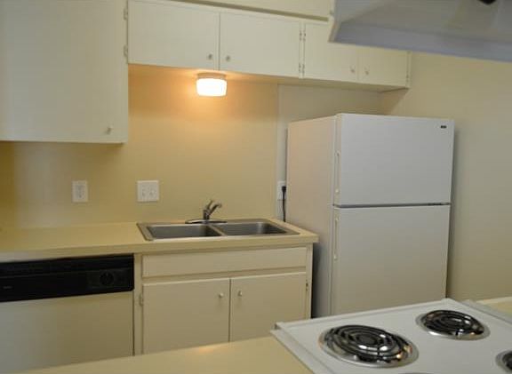 4th image of 5101 Evans Ave APT 204