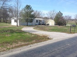 1050 Airport Rd, Murphysboro, IL 62966