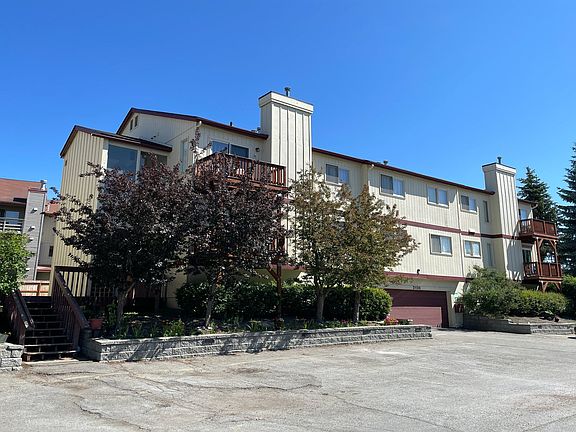 3rd image of 2400 Sentry Dr APT 1206