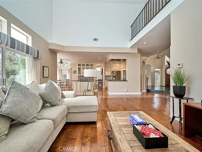 1089 Village Dr — Photo 11