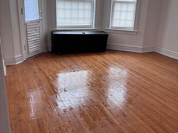 3rd image of 6820 S Dante Ave #2