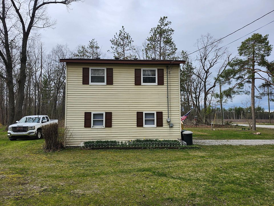 2nd image of 2464 Indian Reserve Rd