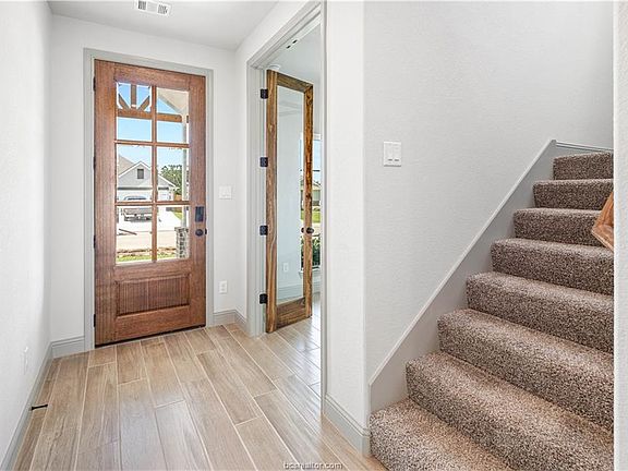 3rd image of 3701 Colorado Ct